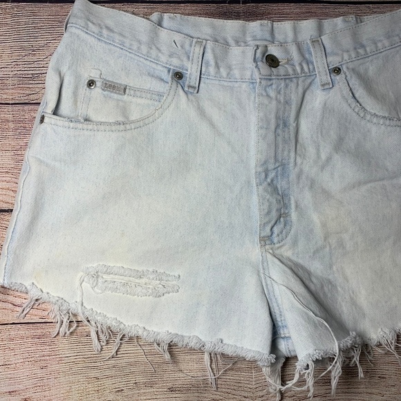 VINTAGE Lee High Waist Cutoff Jean Shorts - Picture 2 of 8
